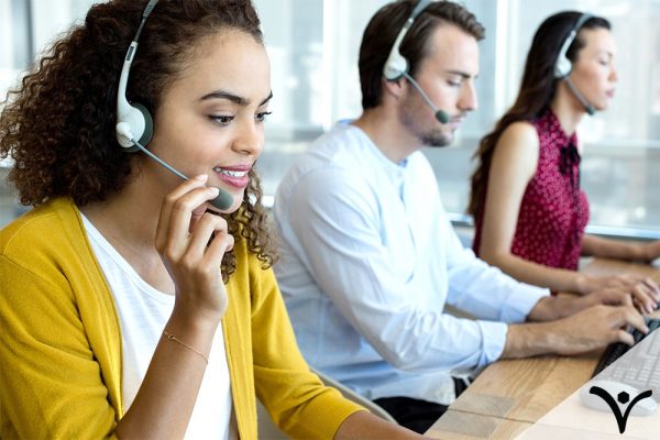 vertexsystems-blog-customer-service-is-critical-in-IDD-industry Customer service team providing excellent assistance to IDD agencies